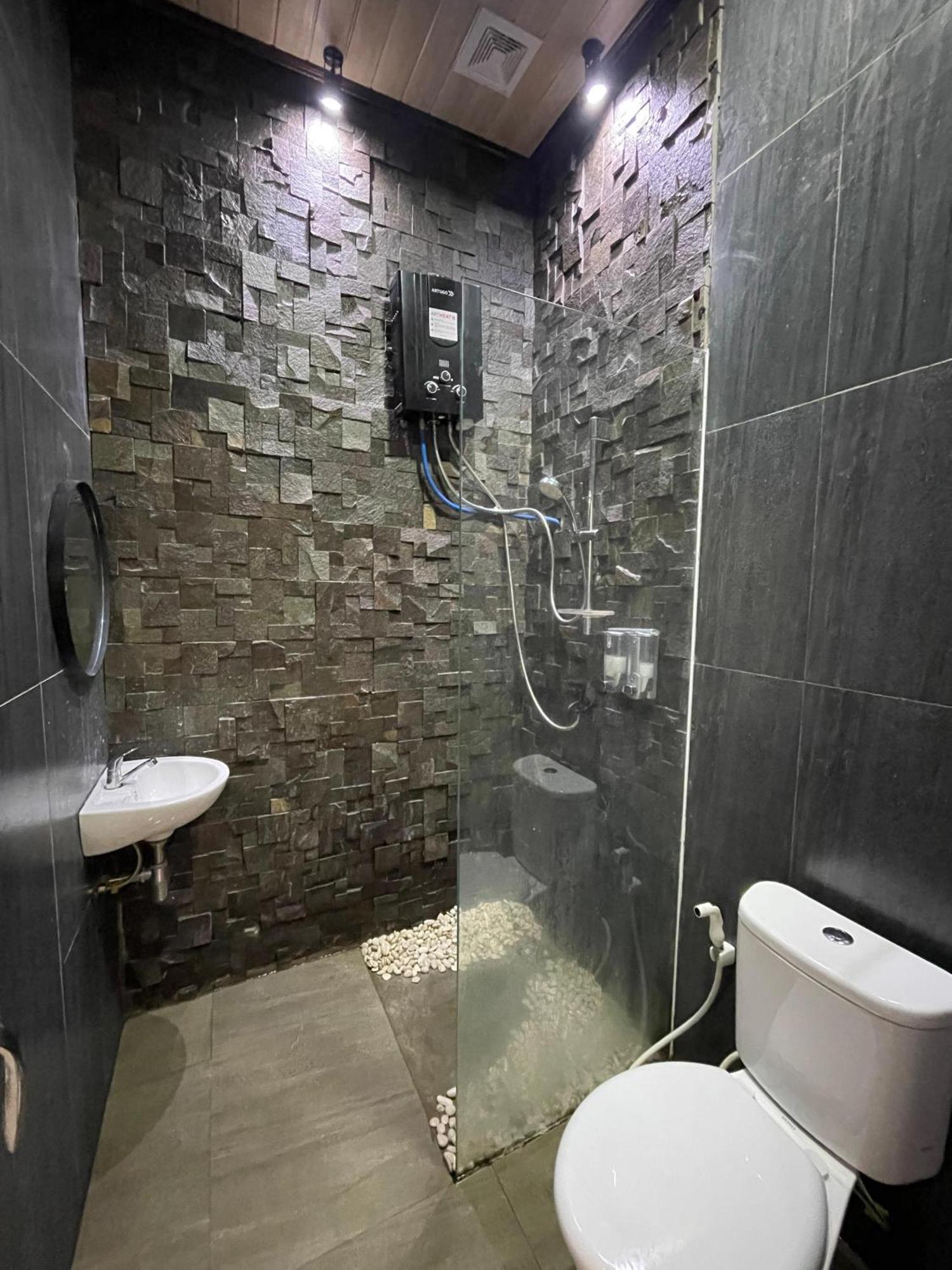 Pojok Kahyangan Homestay And Cabin Kejajar 外观 照片