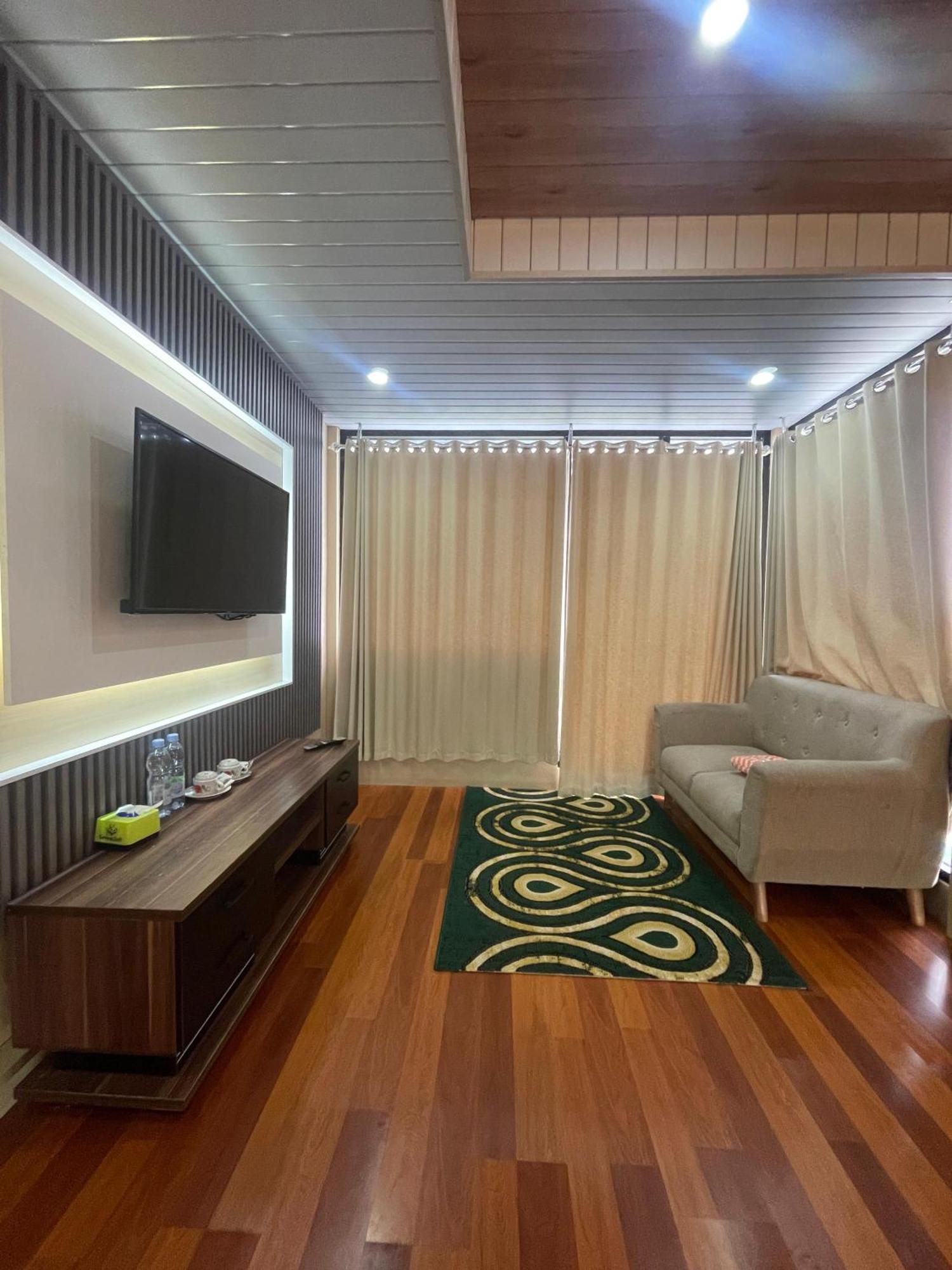 Pojok Kahyangan Homestay And Cabin Kejajar 外观 照片